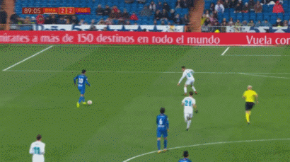 二次元女主播为过直播任务，全身涂油展示舞蹈，撩裙子自证是“裤子”！网友：还是初代主播坦然啊！